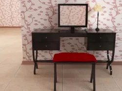 Dressing table