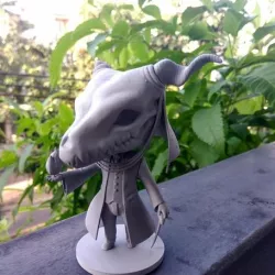 Elias Ainsworth Chibi figurine