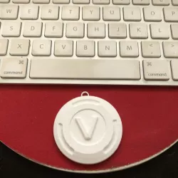Fortnite - Vbuck Keychain!