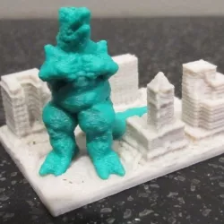 Giant Lizard Attacks City!