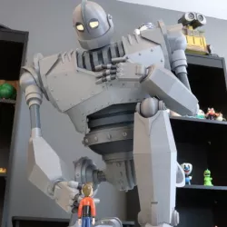 Massive Iron Giant and Hogarth