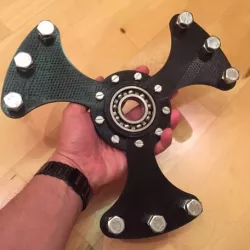 Megaspinner (big fidget spinner)