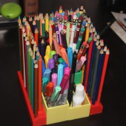 Free STL file Colored Pencil Holder ✏️・3D printable model to