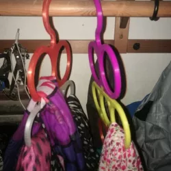 Scarf holder with tie and scarf belt