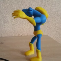 Toy humanoide