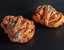 Cinnamon Bun 001