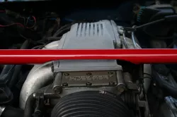 Strut bar