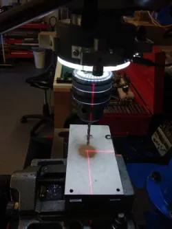 Cross laser for the drill