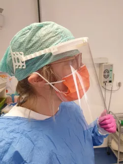 Face shield for help the medical people