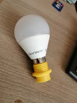 E14 socket