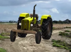 TRACTOR VALMET 65id