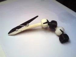 Helping hand with clothpegs