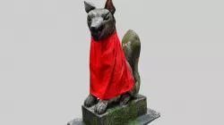 Fox Statue at Fushimi Inari-taisha