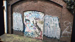 Graffiti Wall 01