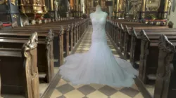 OUI Gown clean