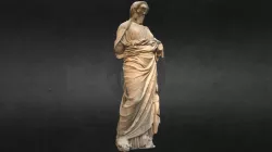 Statue from Alikarnassus Mausoleum - Artemisia