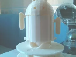 Dancing Robot Penguin/Android