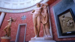 - UE4 - Museum VR - Vol IV - European Sculpture 3D model