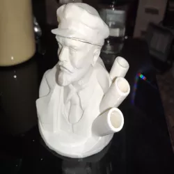 Lenin Pen Holder 2