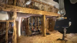 XR Glitch Theatre Library Live Mesh - NOMED