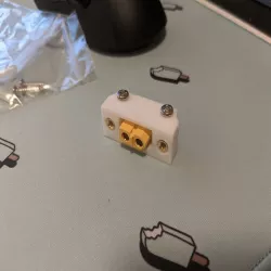 XT60 holder mount with threaded inserts