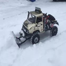 Axial Unimog SCX10.II Snow Plow