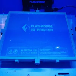 Glass Plate Corner Brackets for Flashforge Inventor 3D Printer (Second Remix)