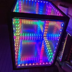 Infinity Mirror Cube