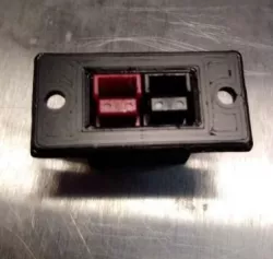 Keyed Protected DC Housing/Mount for Anderson PowerPoles