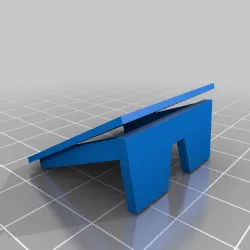 Wedge kicker fingerboard ramp
