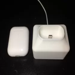 Apple Airpods charging stand