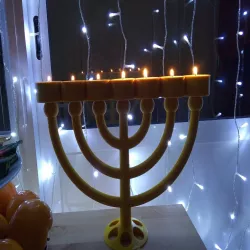 Menorah tealights holder v3