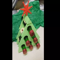 Mini-Bottle Christmas Tree