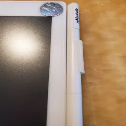 Pen holder for ReMarkable tablet
