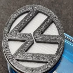 Two color VW 1€ shopping cart chip/coin, Einkaufschip