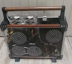 Computer Case (Partialy 3d printed)