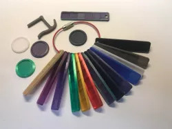 Filament colour swatch / keytag, disc and hook