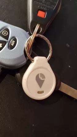 TrackR Pixel case