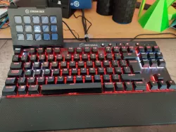 Corsair K65 Lux RGB to StreamDeck (15 Button)