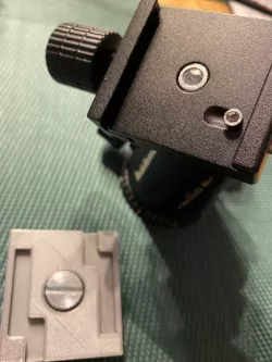 Haehnel HB-40 tripod ball head quick release plate