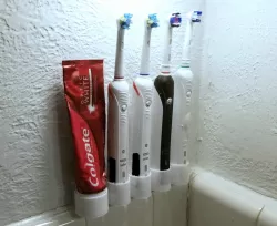 Oral-B Toothbrush Holder
