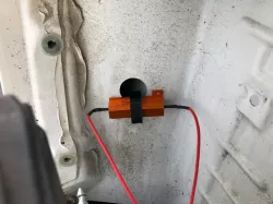 turn signal load balancer clip