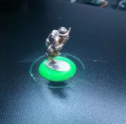 25mm base for Warlord Bolt Action metal models with oval bases to hide the edge with a magnet hole