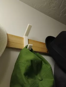 Simple French Cleat Hook