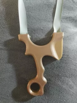Tomahawk Slingshot