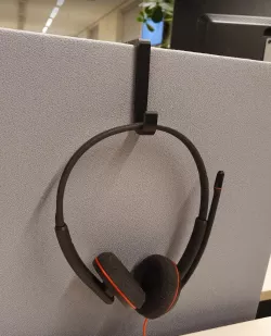 Two-sided headset hook