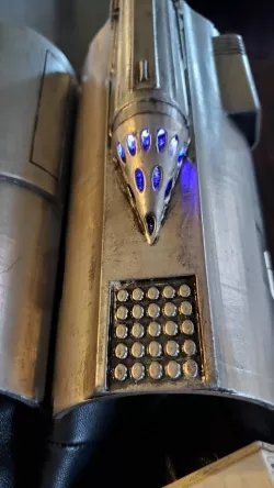 Mandalorian left gauntlet with led's
