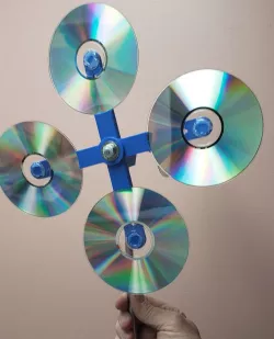 CD Spinner