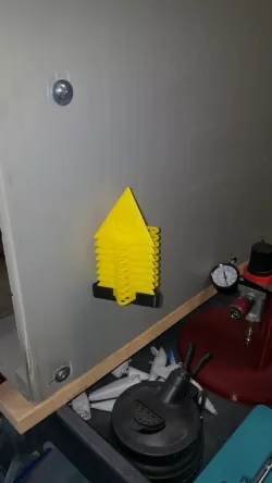Painter's Pyramid Holder