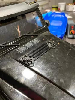 traxxas trx6 front magnetic body post 